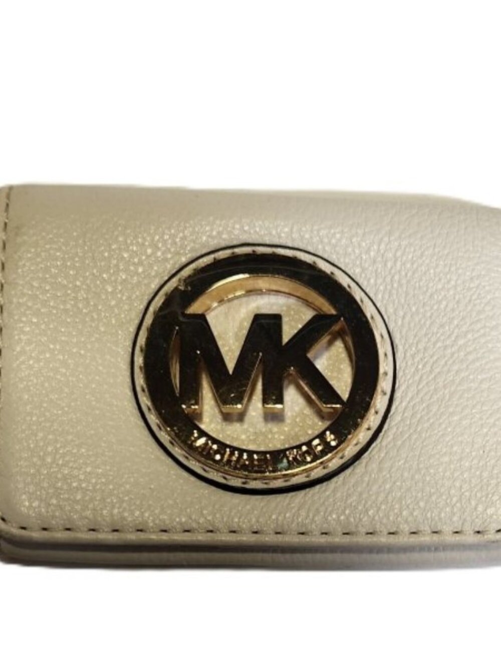 White Michael Kors Fulton card case wallet features a textured genuine leather
